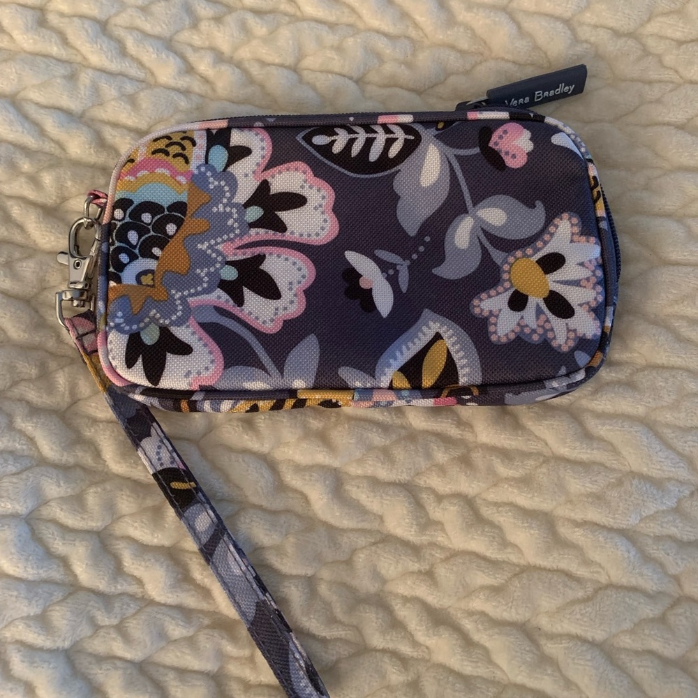 Vera Bradley Wristlet 🎀